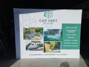 support-fond_stand_capVert